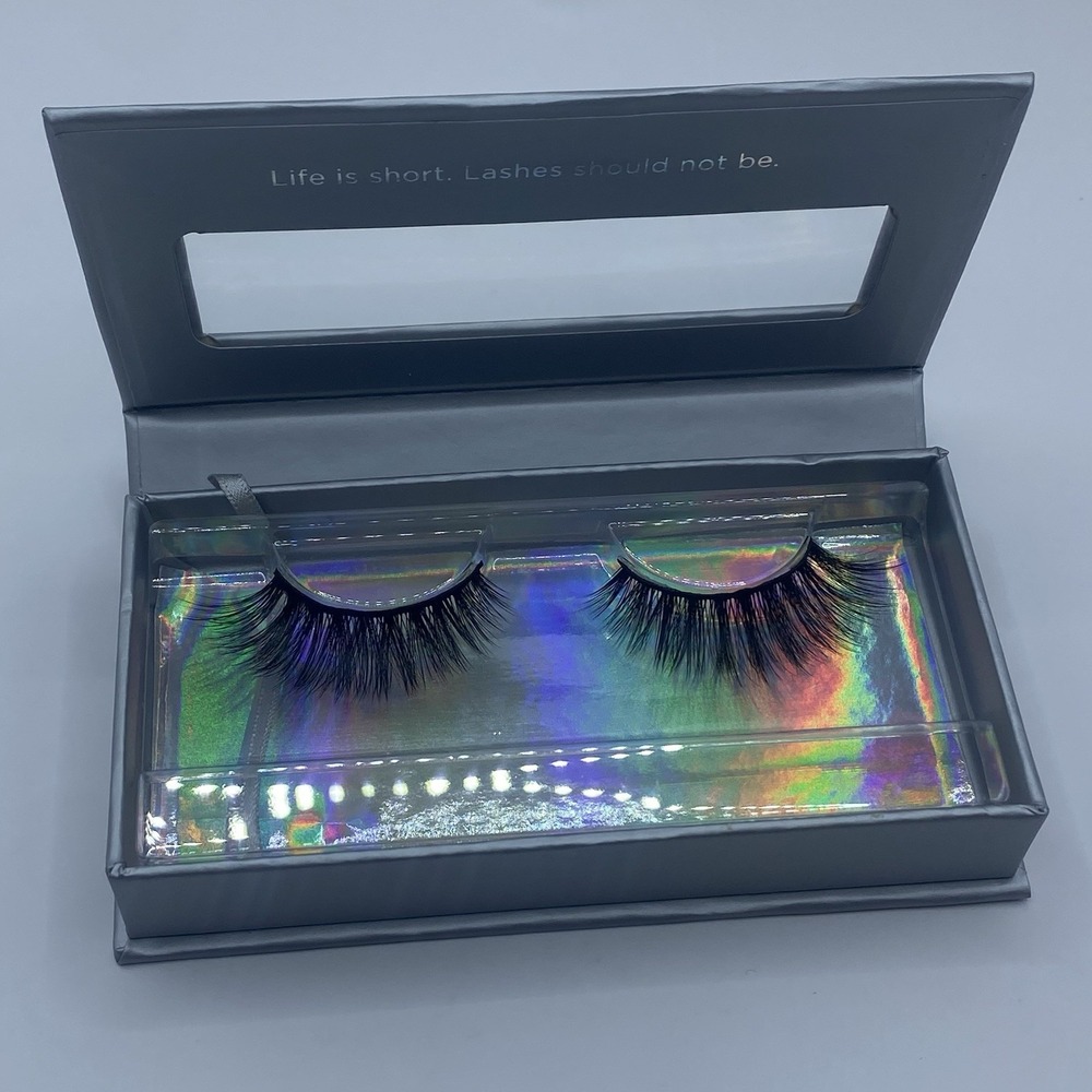 PUR Pro Eyelashes Bombshell 3D Cruelty Free Luxe Lashes 1 Pair Up To 30 Wear New
